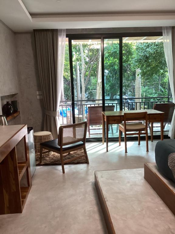 Flower Resort – Koh Tao
